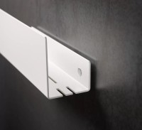 Полка Keuco 24952510000 белая, c интегрированными крючками