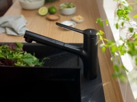 Смеситель для кухни Hansgrohe Zesis M33 74800670 черный матовый