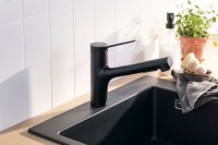 Смеситель для кухни Hansgrohe Zesis M33 74800670 черный матовый