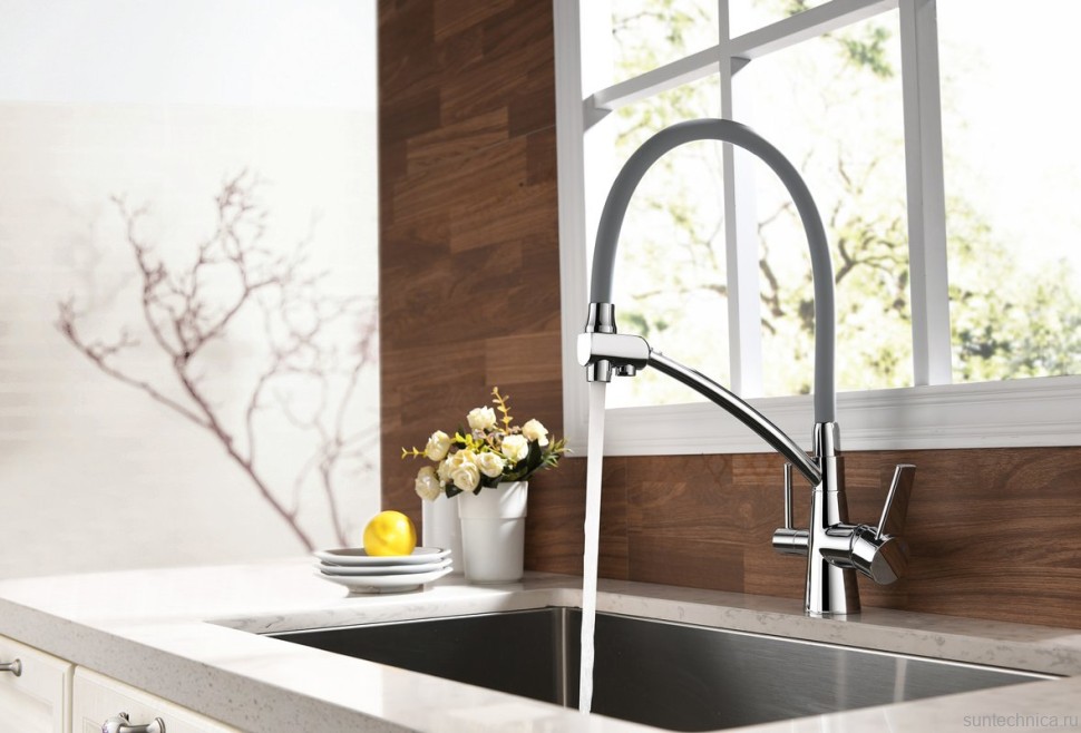 Смеситель для кухни Lemark Comfort LM3071C-Gray с гибким изливом, хром, серый