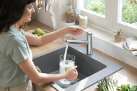 Смеситель для кухни Hansgrohe Zesis M33 74802000 хром