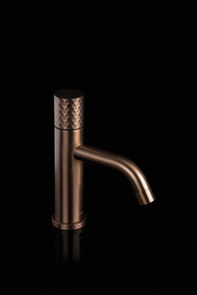 Смеситель для раковины Boheme Stick 121-CB copper brushed