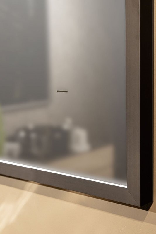 Зеркало Art&Max Aversa 70х120 черное, с LED-подсветкой, 6000К