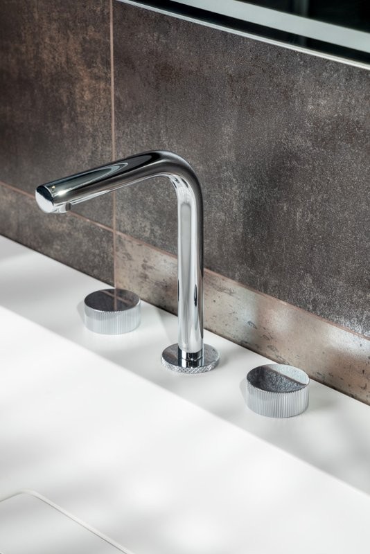 Смеситель для раковины Boheme Stick linea 152-CR.3 chrome