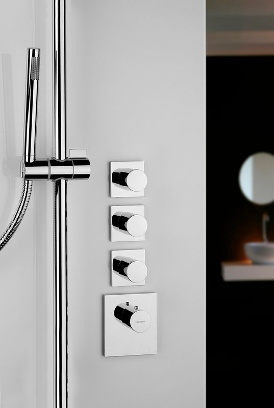 Термостатический смеситель встраиваемый Bossini OKI 3 Outlets LP Z031205 для ванны с душем, хром