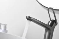 Смеситель для раковины Black&White Gravity 7209GM gun metal Смеситель для раковины Black&White Gravity 7209GM gun metal