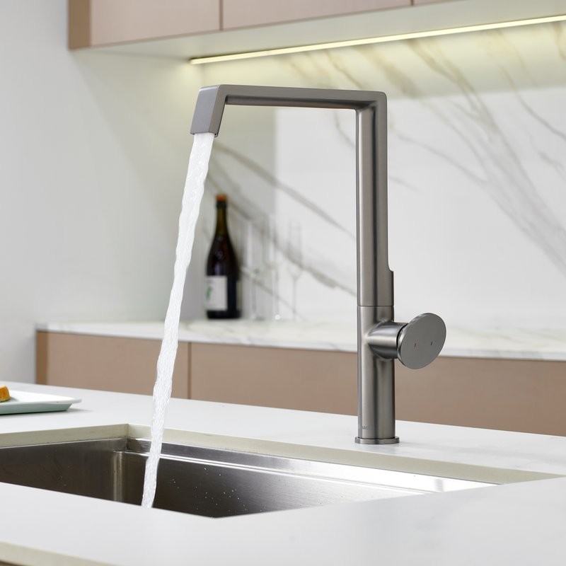 Смеситель для кухни Domaci Римини D568342GB вороненая сталь