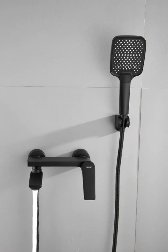 Смеситель для ванны с душем BELZ B60533-7 черный