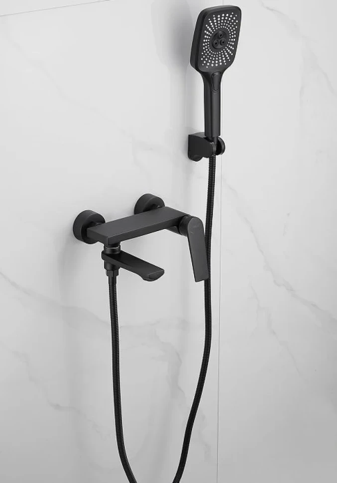 Смеситель для ванны с душем BELZ B60533-7 черный