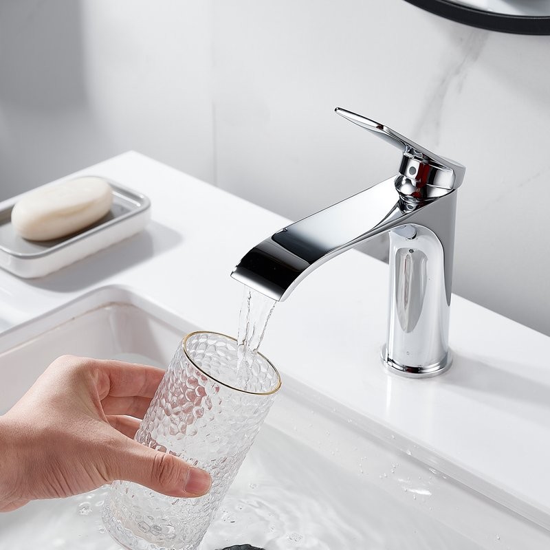 Смеситель для раковины Shevanik S4101 хром