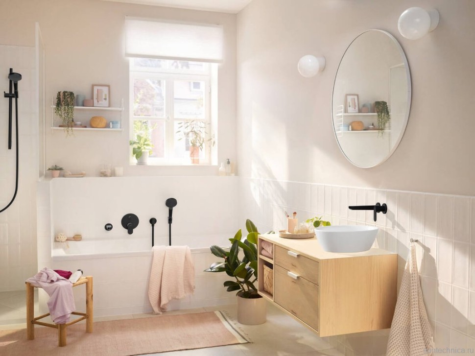 Смеситель для раковины Hansgrohe Rebris S 72528670 С ВНУТРЕННЕЙ ЧАСТЬЮ черный матовый