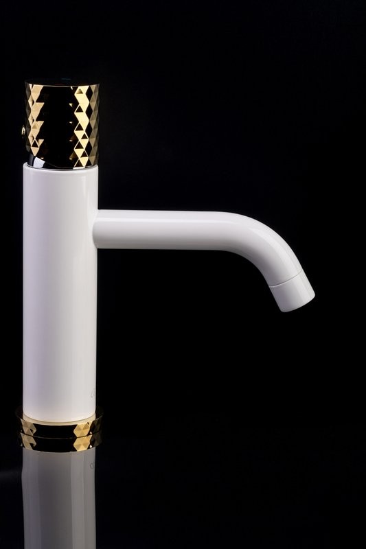 Смеситель для раковины Boheme Stick 121-WG white diamond gold