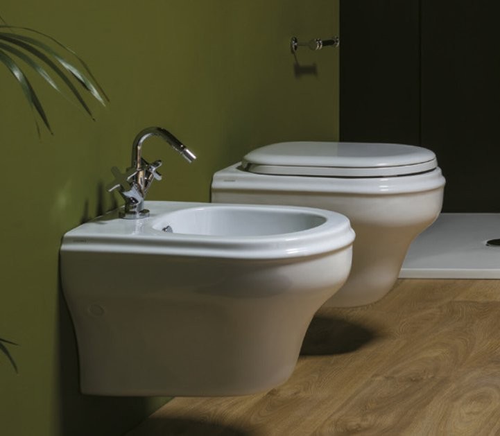 Унитаз подвесной Azzurra Charme 52x42 сиденье с микролифтом, петли золото