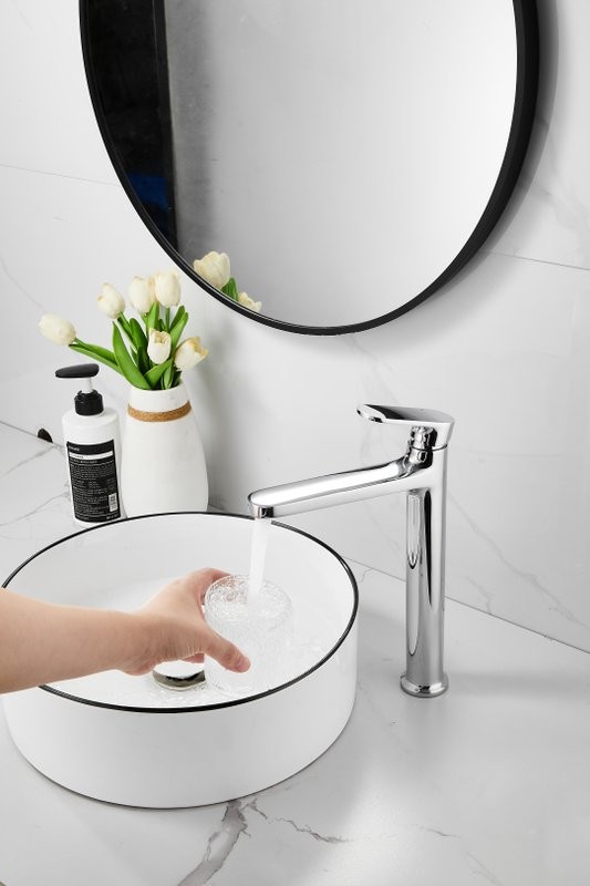 Смеситель для раковины BELZ B713 B11713 хром