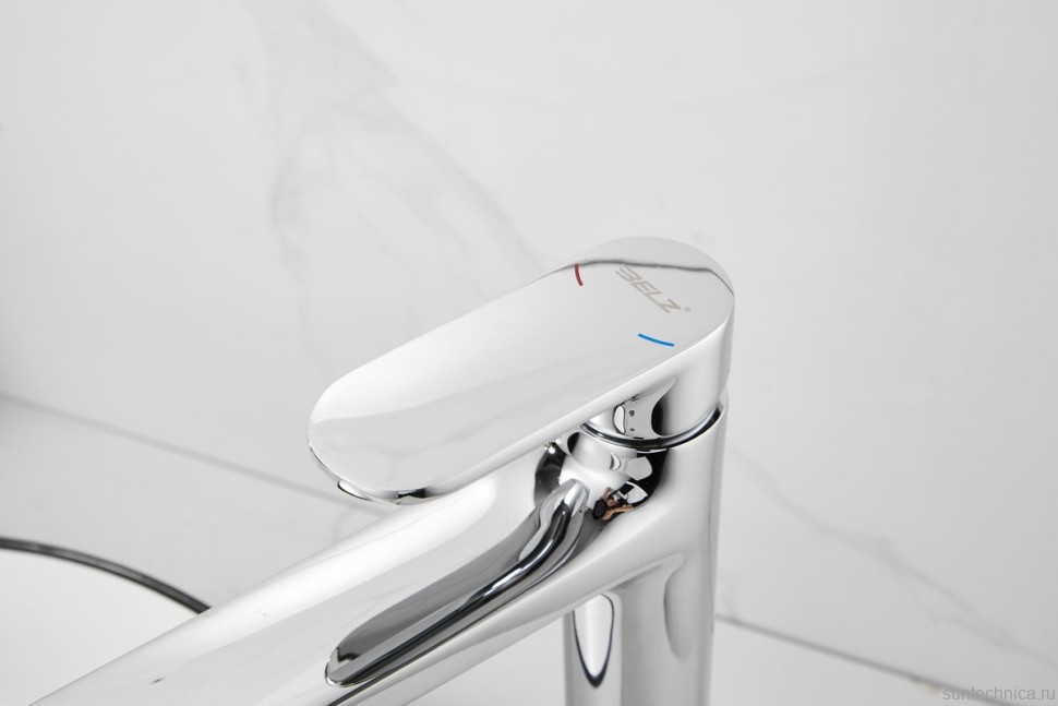 Смеситель для раковины BELZ B713 B11713 хром