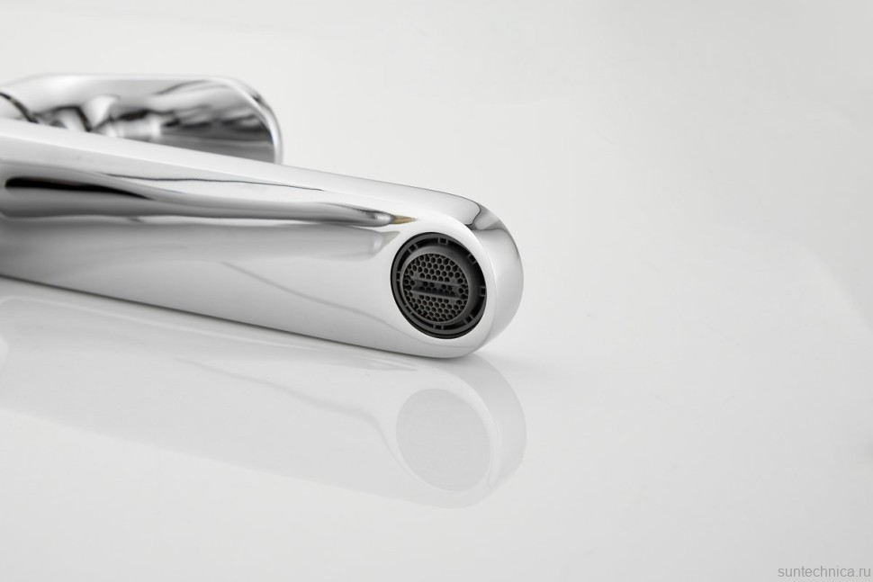 Смеситель для раковины BELZ B713 B11713 хром