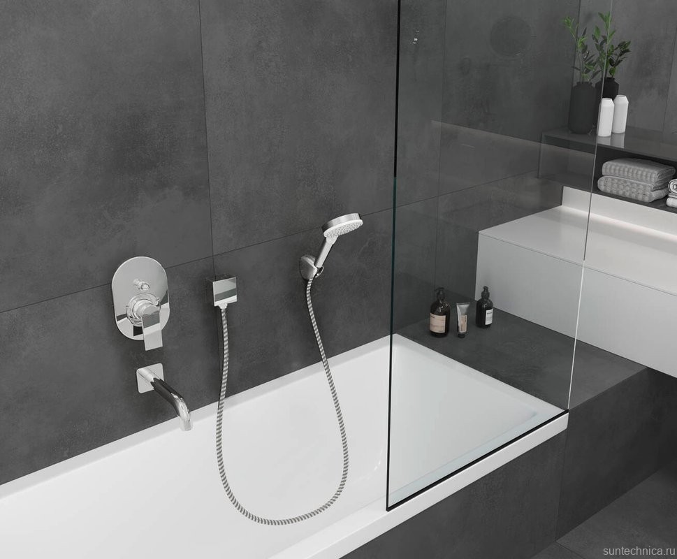 Излив Hansgrohe Vernis Shape 71460000 для ванны, хром