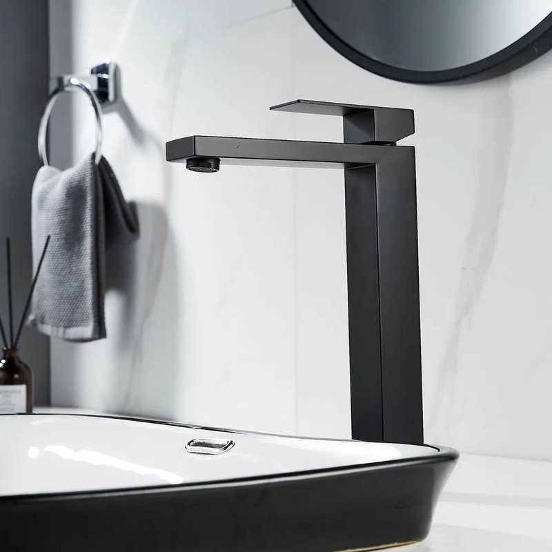 Смеситель для раковины Shevanik S7011H черный