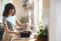 Смеситель для кухни Hansgrohe Zesis M33 74804000 механизм sBox lite, хром