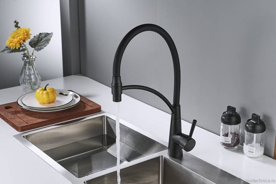 Смеситель для кухни Shevanik S743H-3 с гибким изливом, черный
