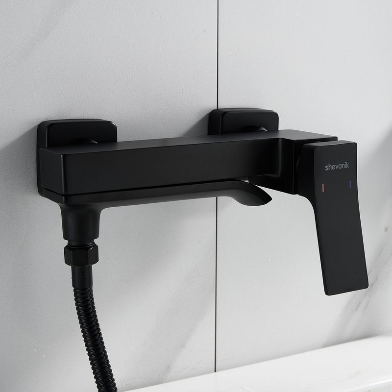 Смеситель для ванны с душем Shevanik S4002H черный