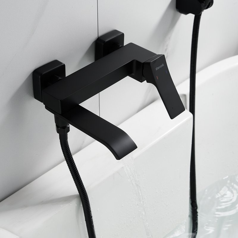 Смеситель для ванны с душем Shevanik S4002H черный