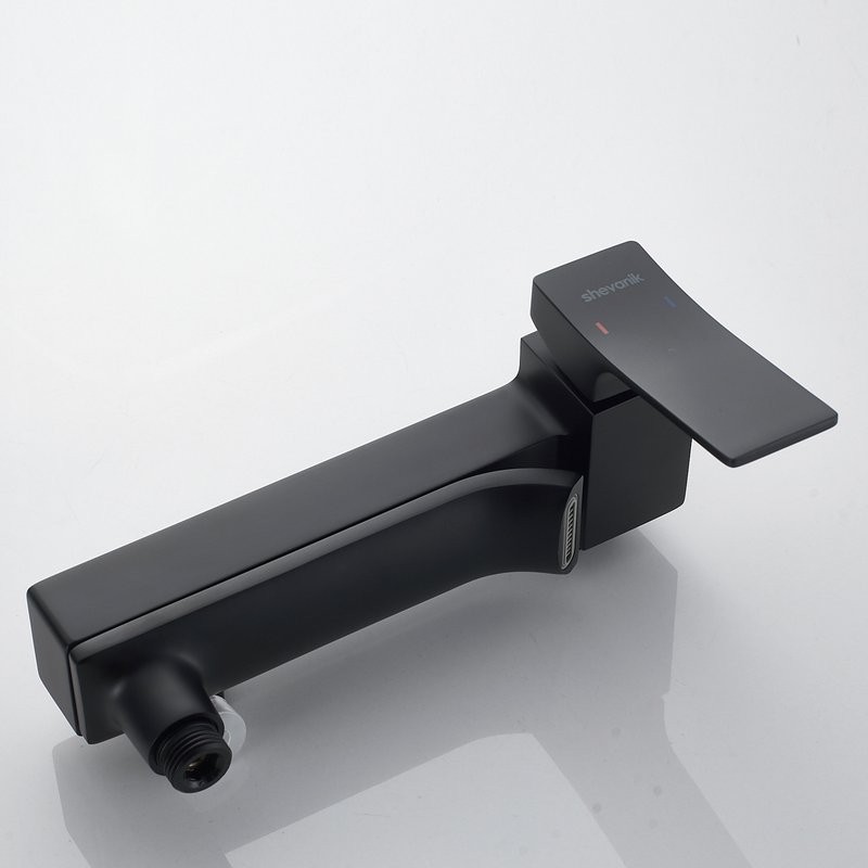 Смеситель для ванны с душем Shevanik S4002H черный