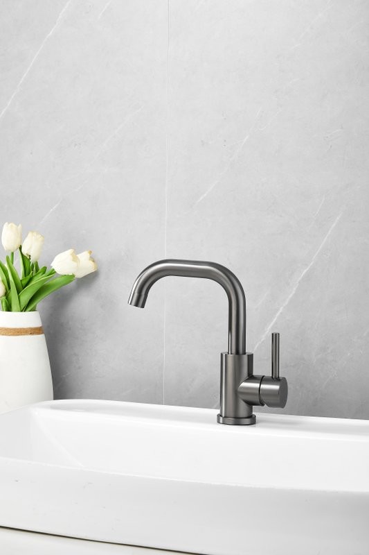 Смеситель для раковины BELZ B810 B10810-3 оружейная сталь