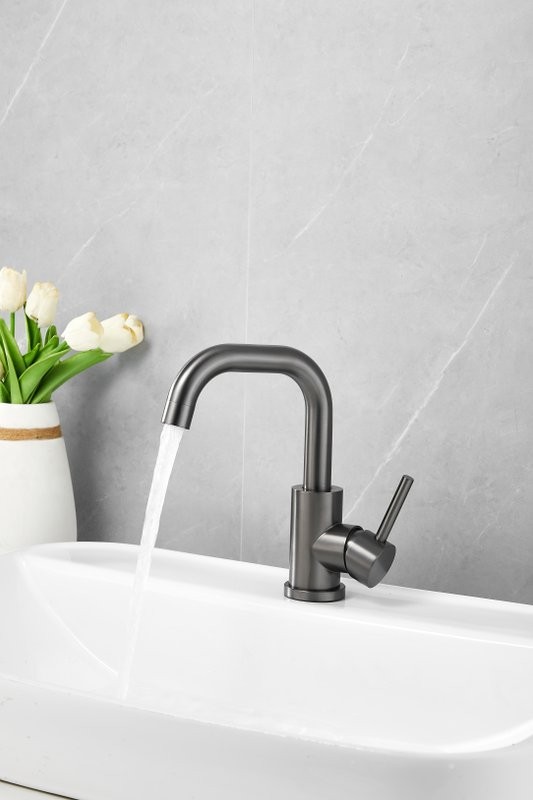 Смеситель для раковины BELZ B810 B10810-3 оружейная сталь