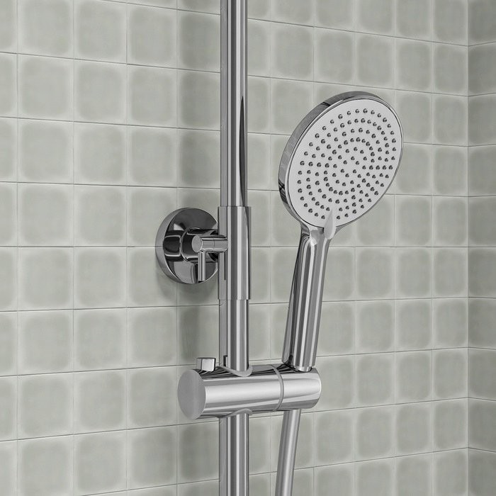 Душевая стойка IDDIS Kero KERSBSTi06 глянцевый хром