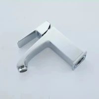 Смеситель для раковины Frap H76 F1076 хром Смеситель для раковины Frap H76 F1076 хром