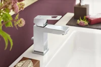 Смеситель для раковины Grohe Eurocube 2312700E Смеситель для раковины Grohe Eurocube 2312700E
