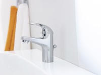 Смеситель для раковины Grohe BauCurve 32805000