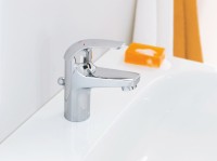 Смеситель для раковины Grohe BauCurve 32805000