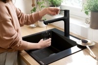 Смеситель для кухни Hansgrohe Zesis M33 74804670 механизм sBox lite, черный матовый