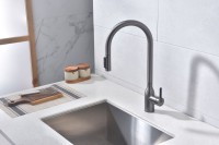 Смеситель для кухни Paulmark Universal Un213880-GM вороненая сталь