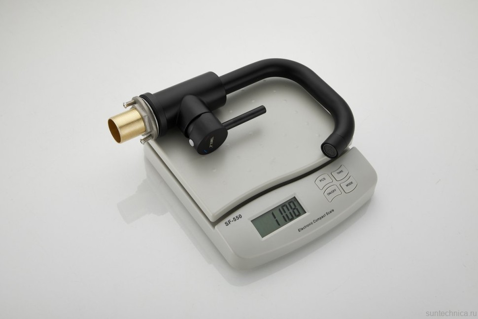 Смеситель для раковины BELZ B810 B10810-7 черный