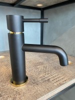 Смеситель для раковины Boheme Uno 461-BG black gold