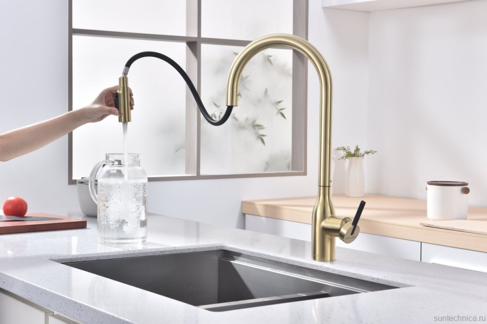 Смеситель для кухни Paulmark Universal Un213880-SBG светлое брашированное золото