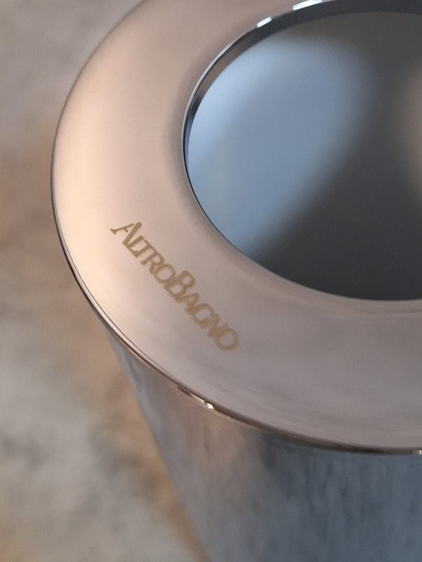 Коробка для салфеток AltroBagno Beni aggiuntivi BH083102 Cr настольная