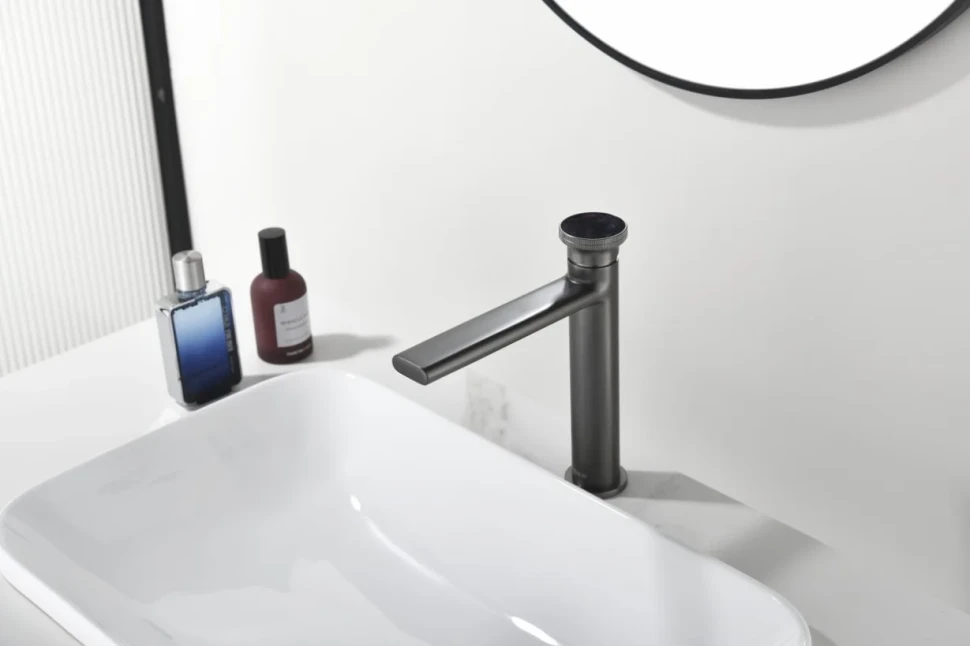 Смеситель для раковины Black&White Gravity 7307GM gun metal