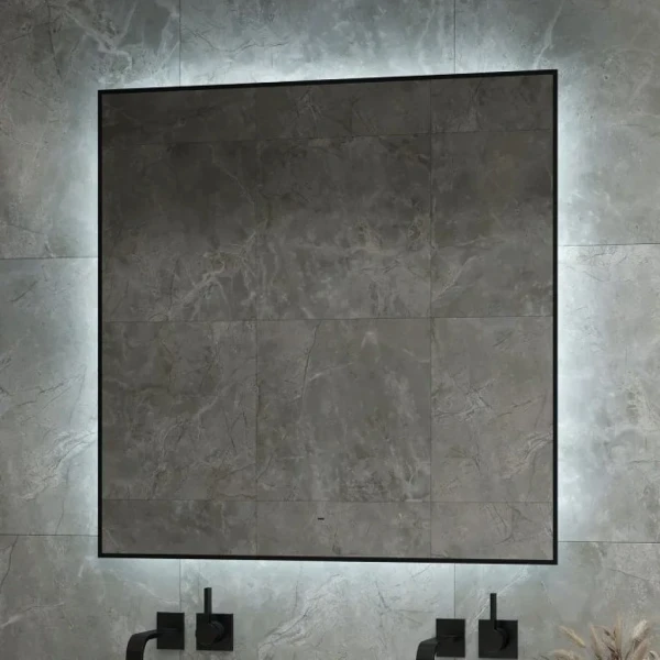 Зеркало Art&Max Sorrento 100х100 с LED-подсветкой, 6000К