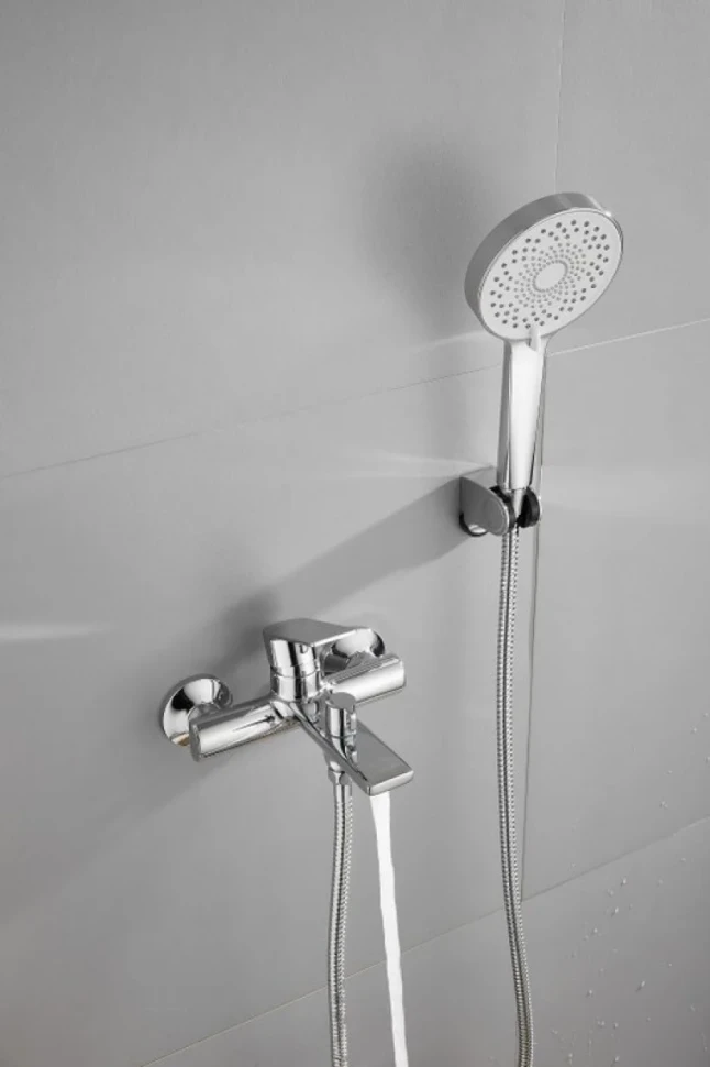Смеситель для ванны с душем BELZ B60678 хром