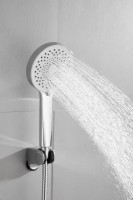 Смеситель для ванны с душем BELZ B60678 хром Смеситель для ванны с душем BELZ B60678 хром