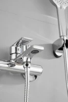 Смеситель для ванны с душем BELZ B60678 хром