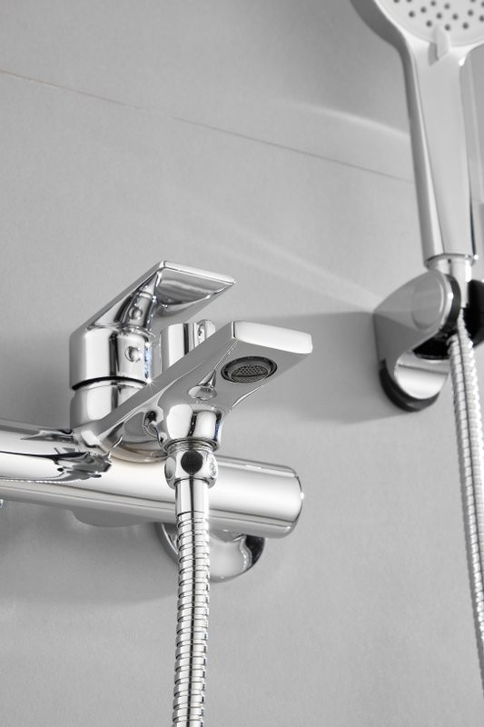 Смеситель для ванны с душем BELZ B60678 хром