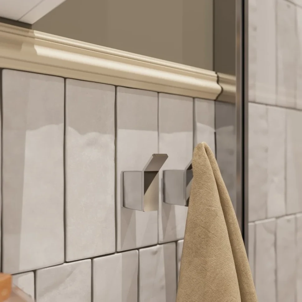 Крючок DEKOR BANYO SS 304 008 хром, на шурупах