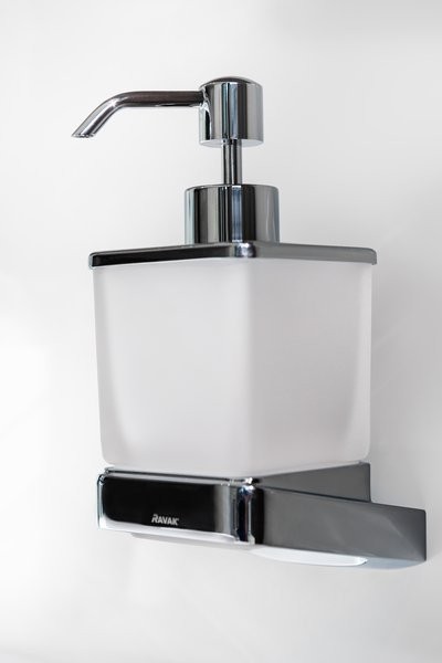 Дозатор для жидкого мыла Ravak 10° TD 231 настенный, хром