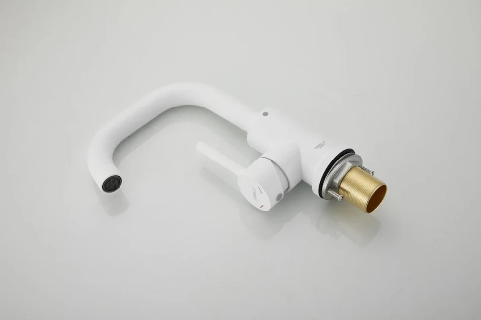 Смеситель для раковины BELZ B810 B10810-8 белый