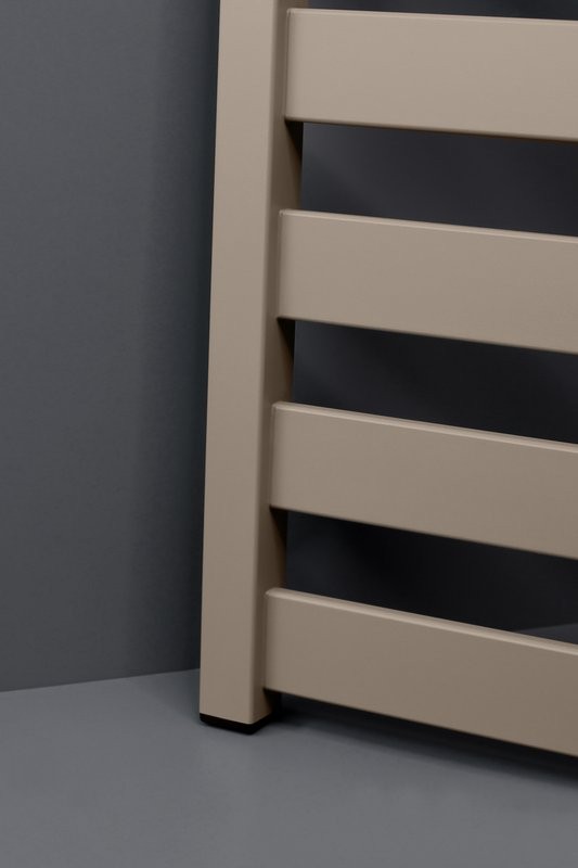 Полотенцесушитель электрический Indigo Oktava Slim 5 LСLOKS5E80-50ABERt бежевый